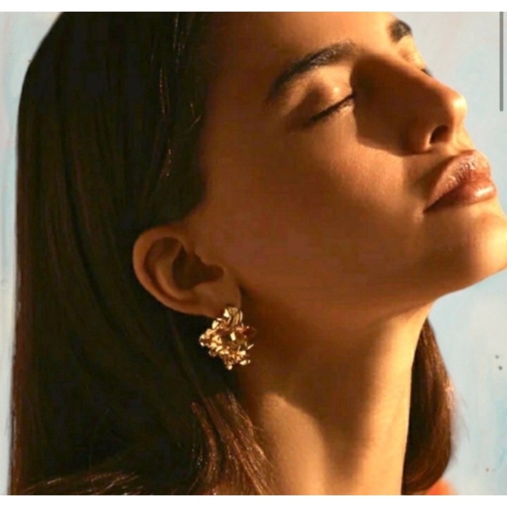 Amber Sceats Reese Gold Textured Molten Stud Statement Earrings New